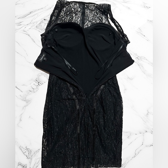 BEBE Black Sleeveless Lace Overlay Dress with Silk Trim XS - Picture 3 of 6
